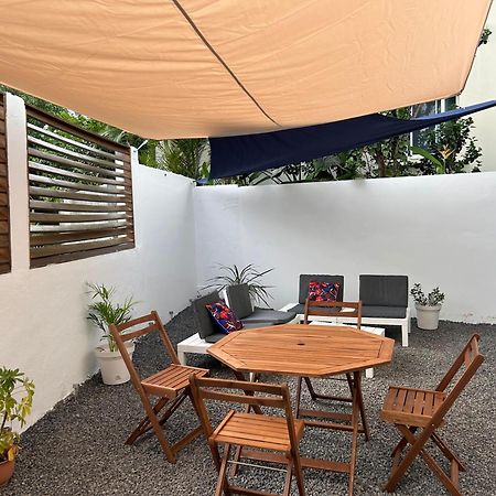 Appartement A 2 Pas De La Plage De Terre Sainte Extérieur photo