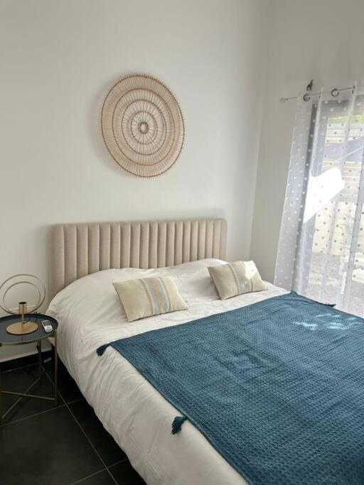 Appartement A 2 Pas De La Plage De Terre Sainte Extérieur photo